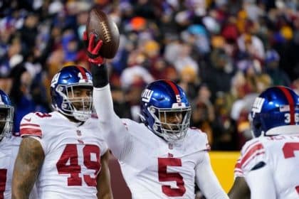 A healthy defensive front buoys Giants' playoff push