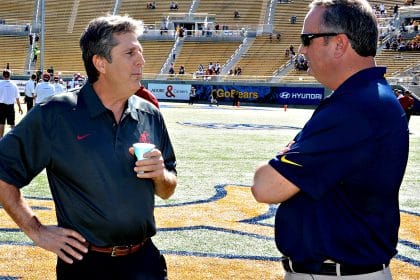 Dykes, TCU honor Leach with pirate flag sticker