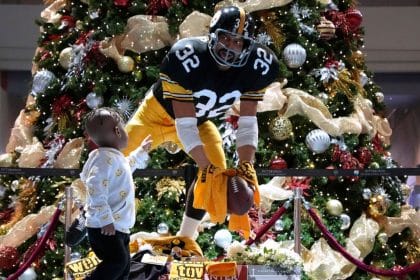 Franco Harris, blueberries and the world's biggest Steelers fan