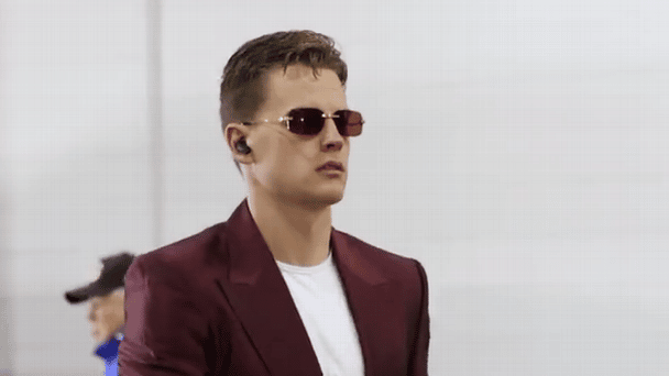 Joe Burrow goes burgundy, Jason Kelce channels '50 First Dates' and more notable NFL Week 13 arrivals