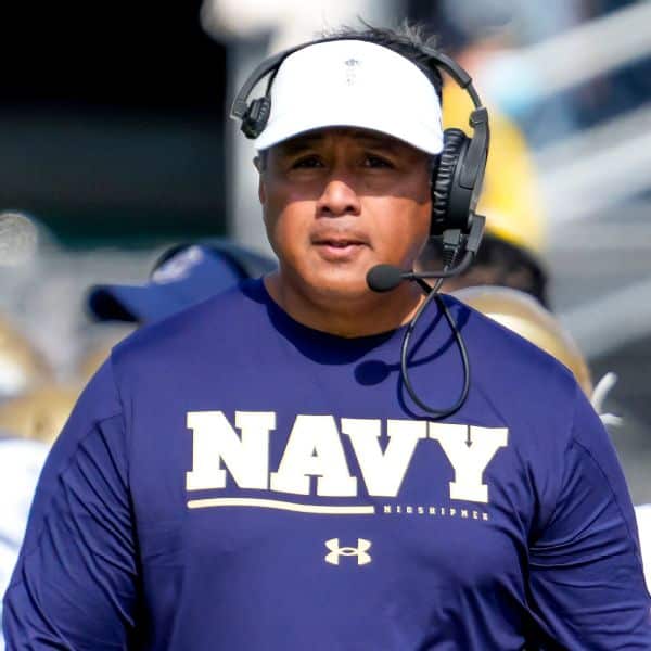 Navy wins leader Niumatalolo out as head coach