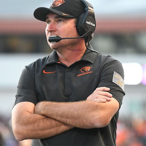 Oregon State rewards Smith with $30.6M contract
