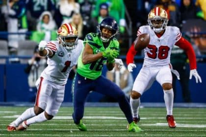 Seahawks receiver Lockett breaks finger in loss