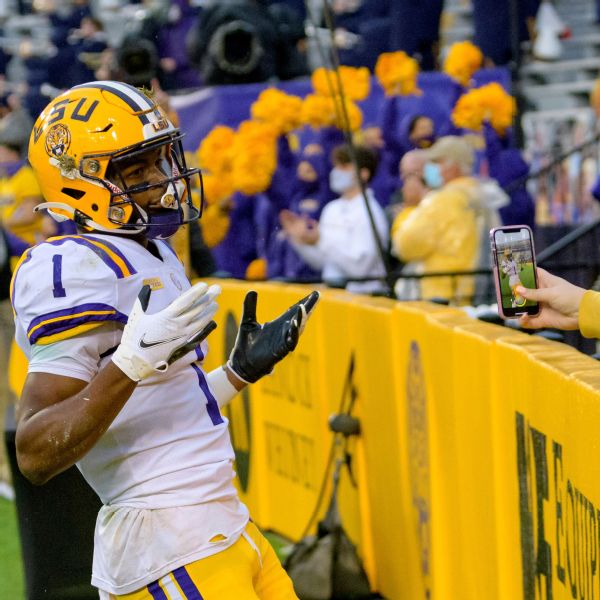 WR Boutte passes over draft, will return to LSU