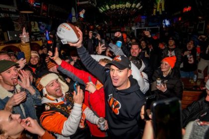 Bengals coach Zac Taylor gives game ball to local bar