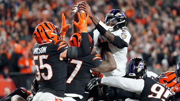 Bengals' defensive TD fuels wild-card win over Ravens