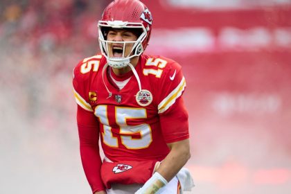 Cautious Chiefs prepping as if Mahomes will play