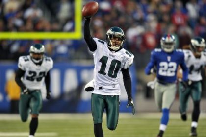 From Umenyiora's six-sack game to Jackson's punt return: Notable Eagles-Giants moments