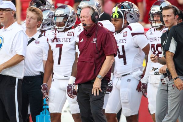 Sources: Petrino joins Aggies as OC, will call plays