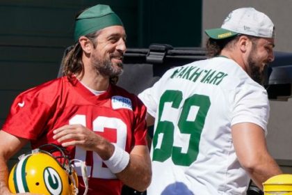 Will Rodgers play for Packers in 2023? These teammates could tip the scale