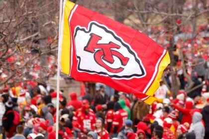 'Ain't done yet': Proud Chiefs look ahead at parade