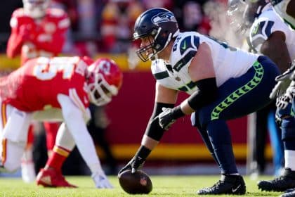 OL Blythe retiring from NFL after seven seasons