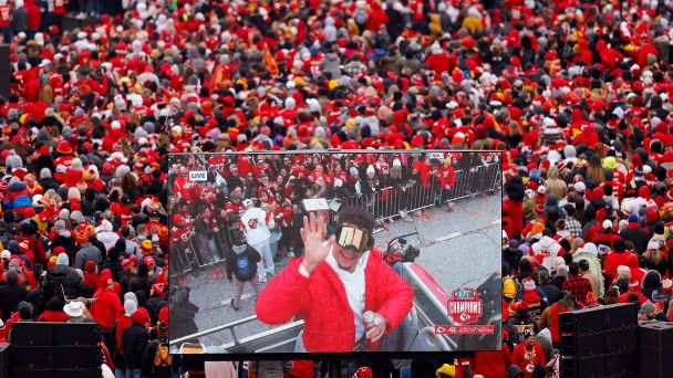 Patrick Mahomes is vibing and more from the Chiefs' Super Bowl parade