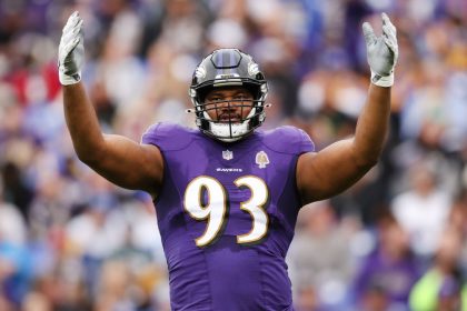 Ravens' Campbell to return, eyes 100 sack total