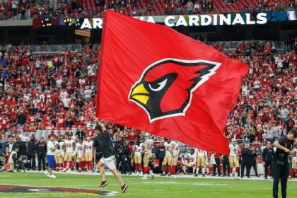Sources: UF co-DC Toney joining NFL's Cardinals