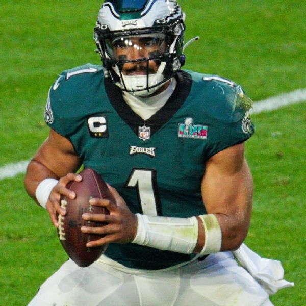 'Starving for more': Eagles QB Hurts eyes Year 4