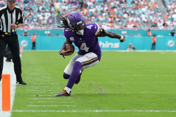 Vikings RB Cook undergoes surgery on shoulder