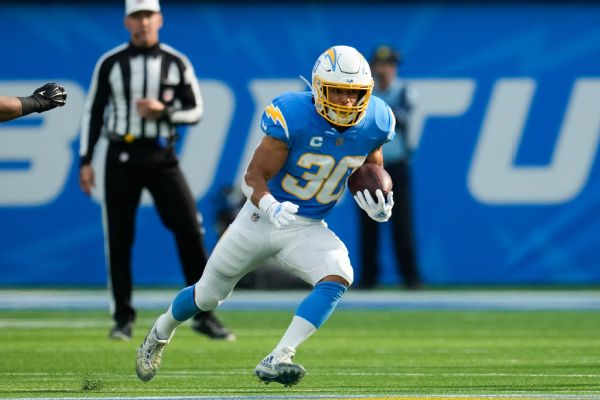 Chargers grant Ekeler permission to seek trade