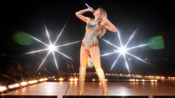 J.J. Watt raves about Taylor Swift 'Eras Tour' concert
