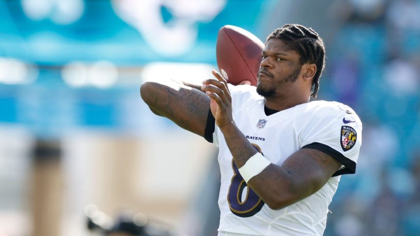 Ravens say talks with Lamar to go to deadline