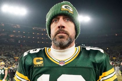 Sources: Jets meeting with Rodgers in California