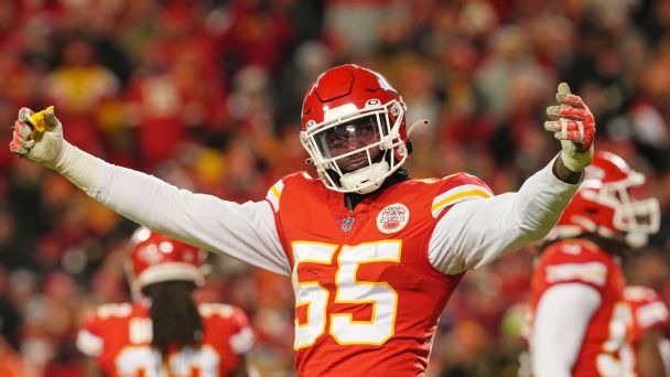 What Frank Clark's release would mean for the Chiefs