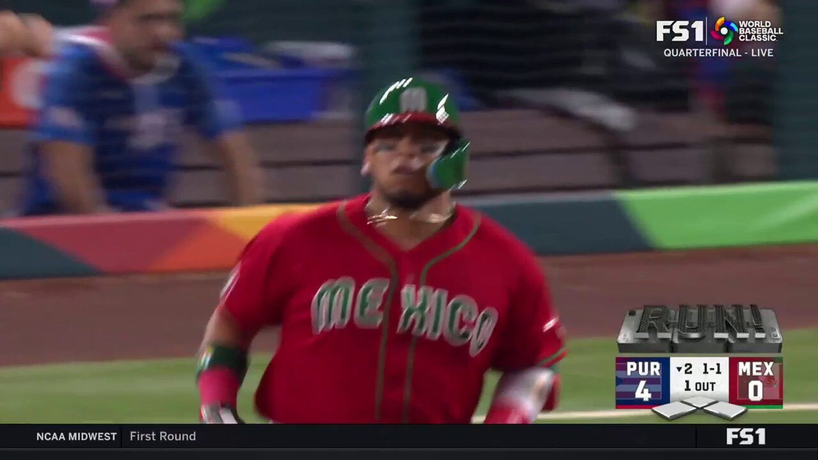 Isaac Paredes crushes a solo home run, trimming the Puerto Rico lead over Mexico to 4-1