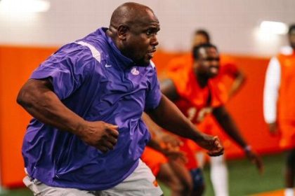 'A battlefield of the mind': Clemson's Nick Eason is finding balance in life through weight loss