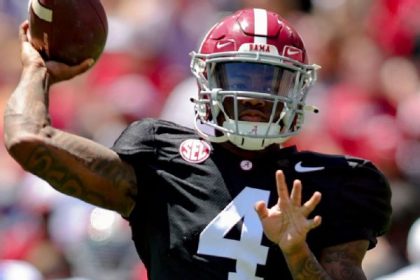 Alabama QBs struggle through Tide's spring game