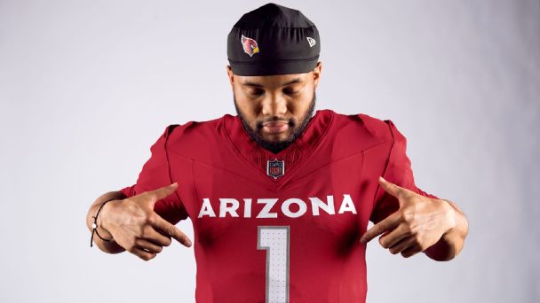 Arizona Cardinals unveil new uniforms for 2023 season