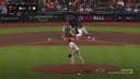 Astros' Jeremy Peña evens the score with an opposite field solo blast in the first inning