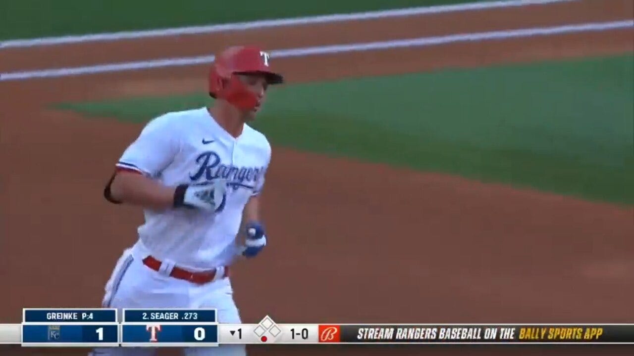 Corey Seager fires a solo homer to right-center field as the Rangers tie it up vs. Royals