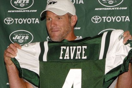 Favre says Rodgers 'will do great' with Jets