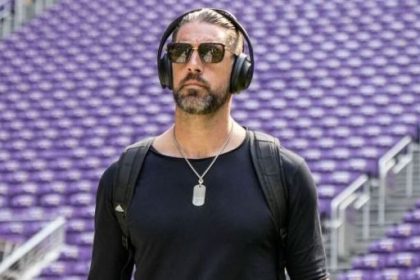 New York Jets should approach draft with Aaron Rodgers-based strategy