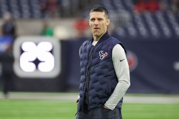 Texans GM Caserio denies he's leaving after draft