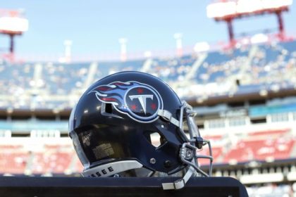 Titans OK'd for $760M in city bonds for stadium