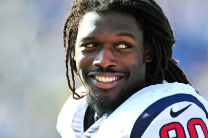 Clowney says he's open to reunion with Texans