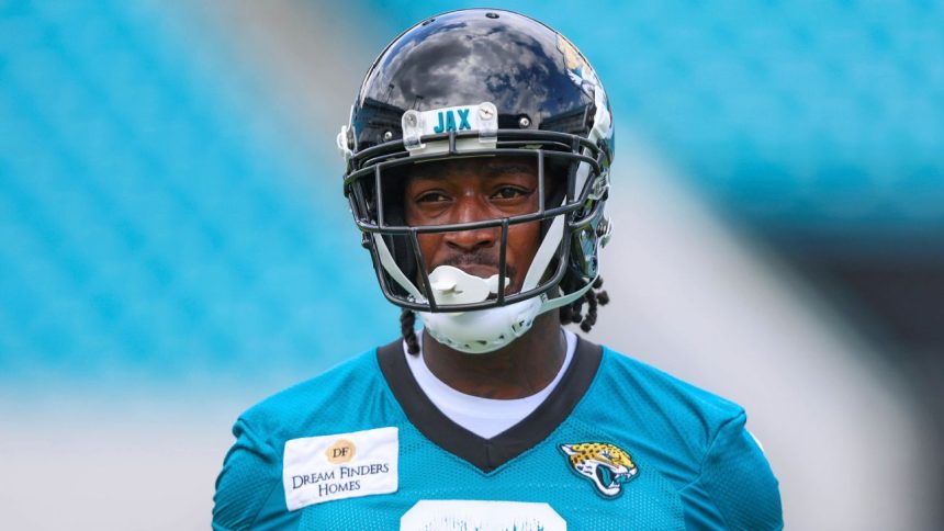Jaguars easing rusty WR Ridley back into action