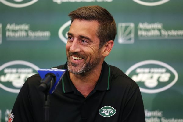 Jets' Saleh: Narrative of Rodgers' wish list 'silly'