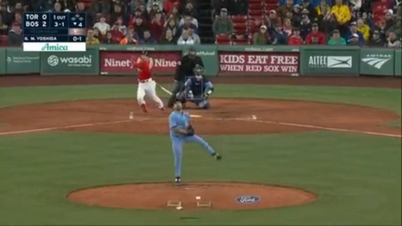 Masataka Yoshida crushes a solo home run off Yusei Kikuchi to give the Red Sox a 3-0 lead over the Blue Jays