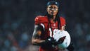 Cowboys deem DeAndre Hopkins pursuit 'unlikely,' while Bills still in the mix