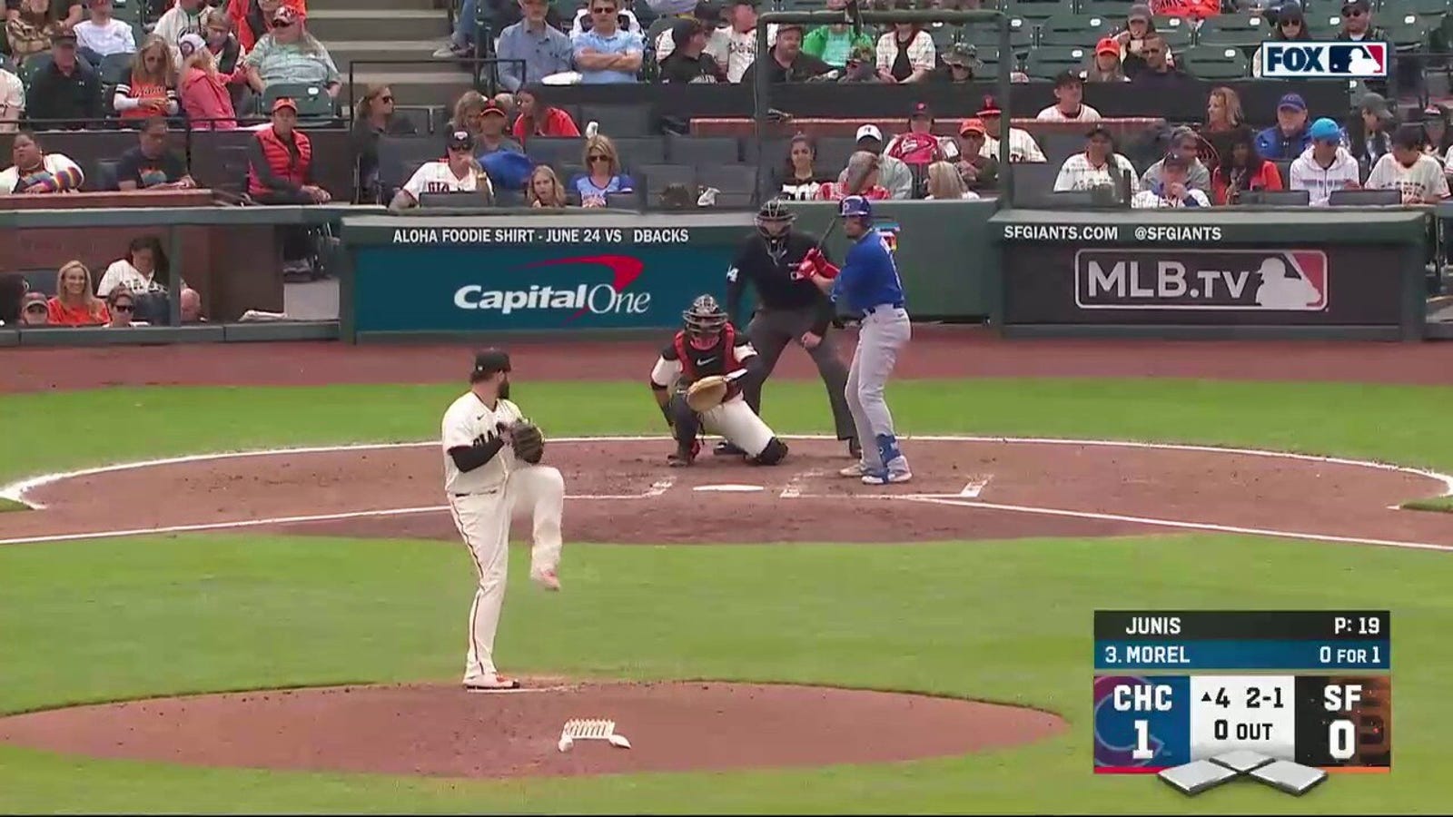 Cubs' Christopher Morel drills a solo homer to extend their lead against the Giants