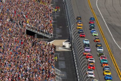 Daytona's speedway racing to host Jags' games