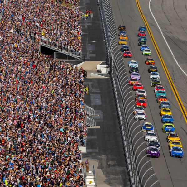 Daytona's speedway racing to host Jags' games
