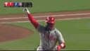 Josh Harrison cranks a solo shot to extend the Phillies' lead over the Cubs