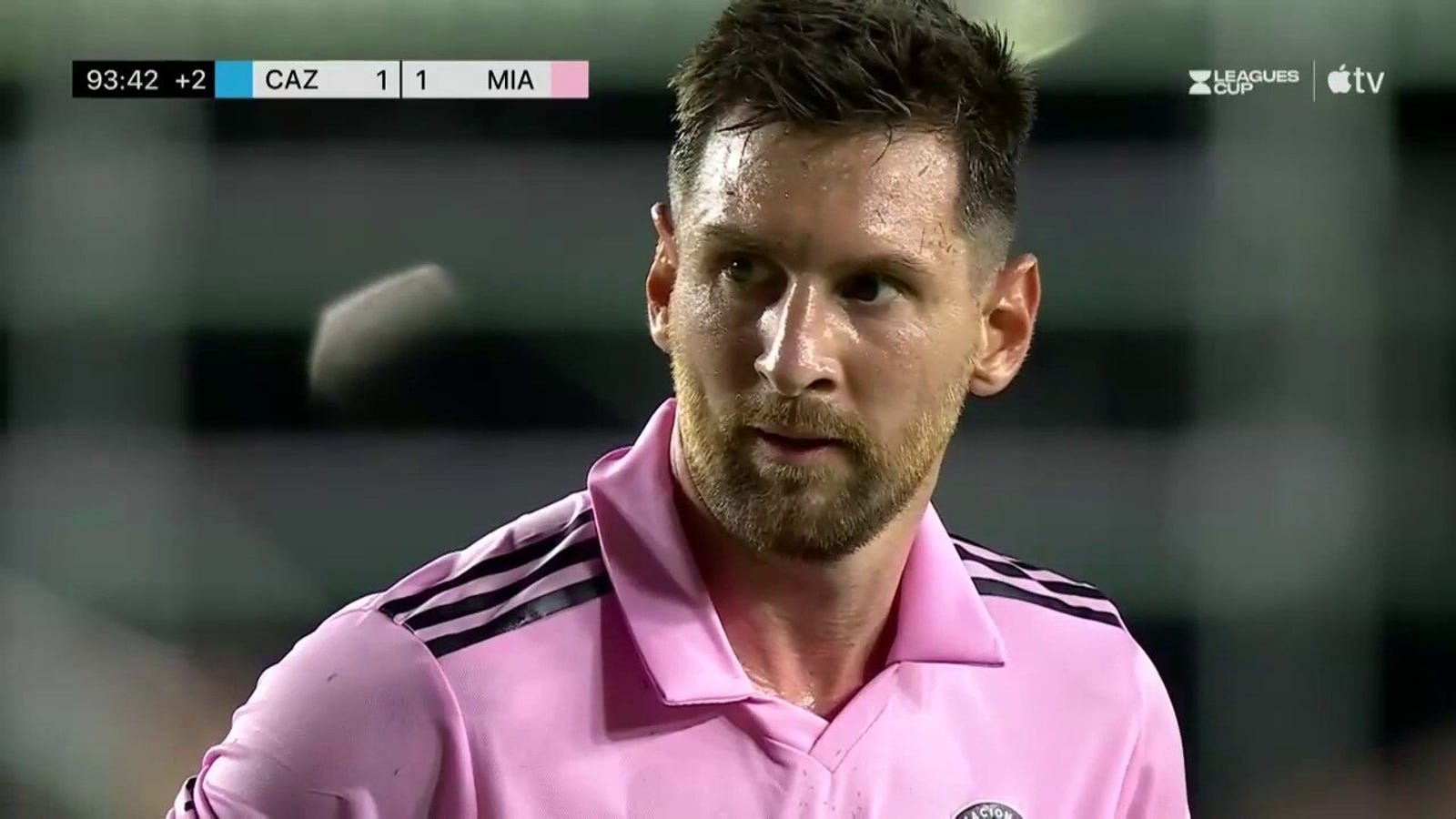 Lionel Messi drills a ridiculous free kick in his inaugural match with Inter Miami CF