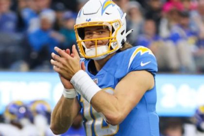 Chargers pay Justin Herbert $262.5 million, now the pressure's really on