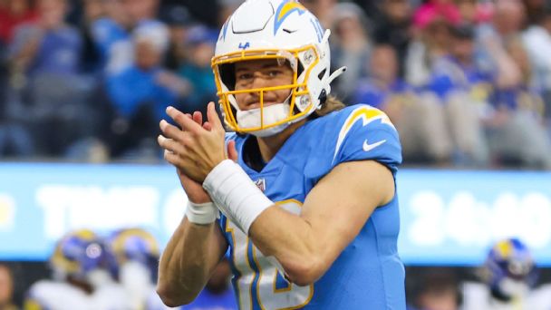 Chargers pay Justin Herbert $262.5 million, now the pressure's really on