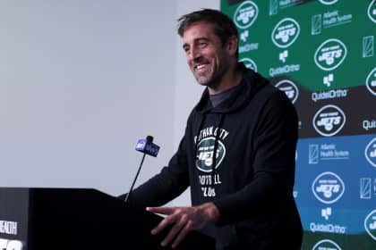 Jets laud Rodgers' 'sacrifice' as Cook set to visit