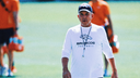 Broncos back to conventional preseason approach under Sean Payton